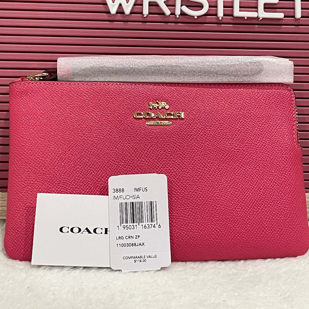 Coach Large Corner Zip Wristlet/wallet